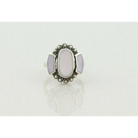 Sterling Silver Mother of Pearl and Marcasite Ring Size 6 1/4 - Picture 4 of 8